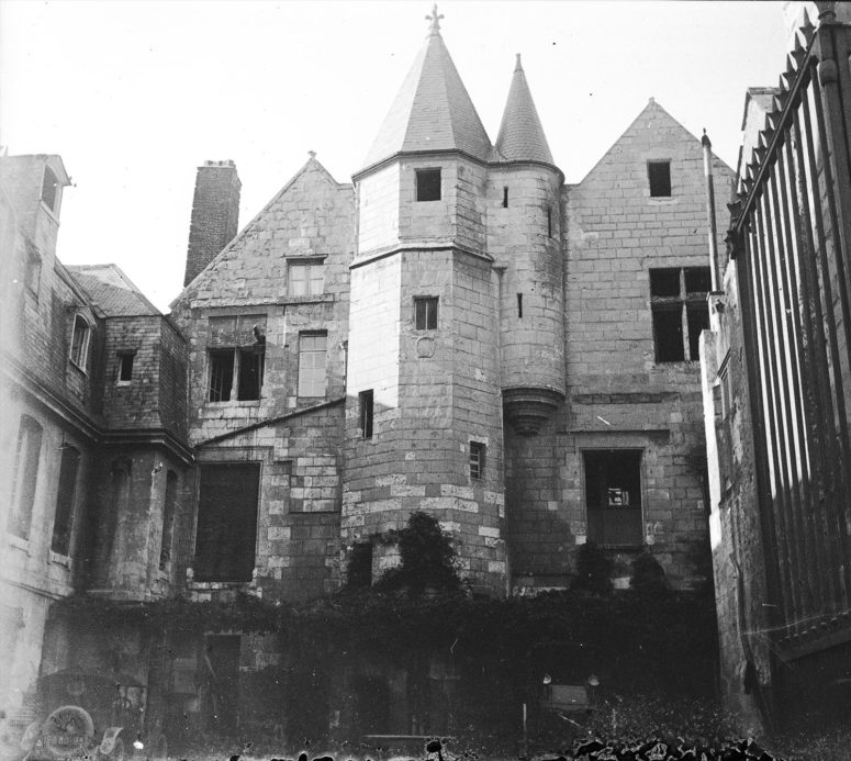 Tours, Hôtel de la Croix Blanche