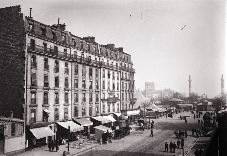 La place de la Nation depuis la rue du Fb-St-Antoine