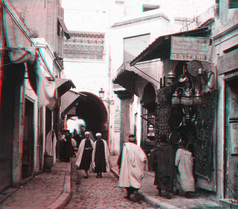 Tunis : Rue de la Kasbah