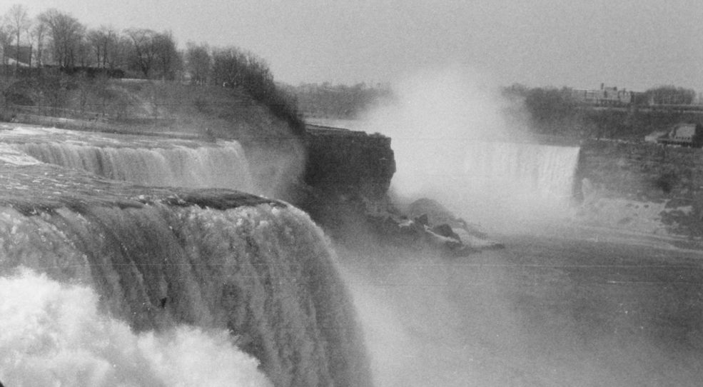 Les chutes du Niagara, Montréal et Trois-Rivières