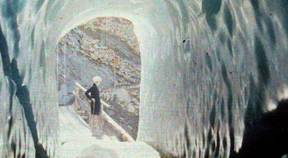 La grotte du glacier des Bossons