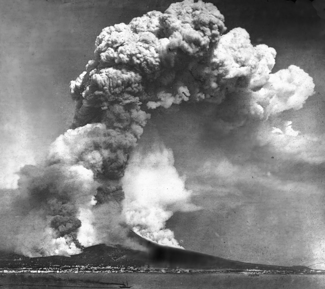 Éruption du Vésuve, 1906