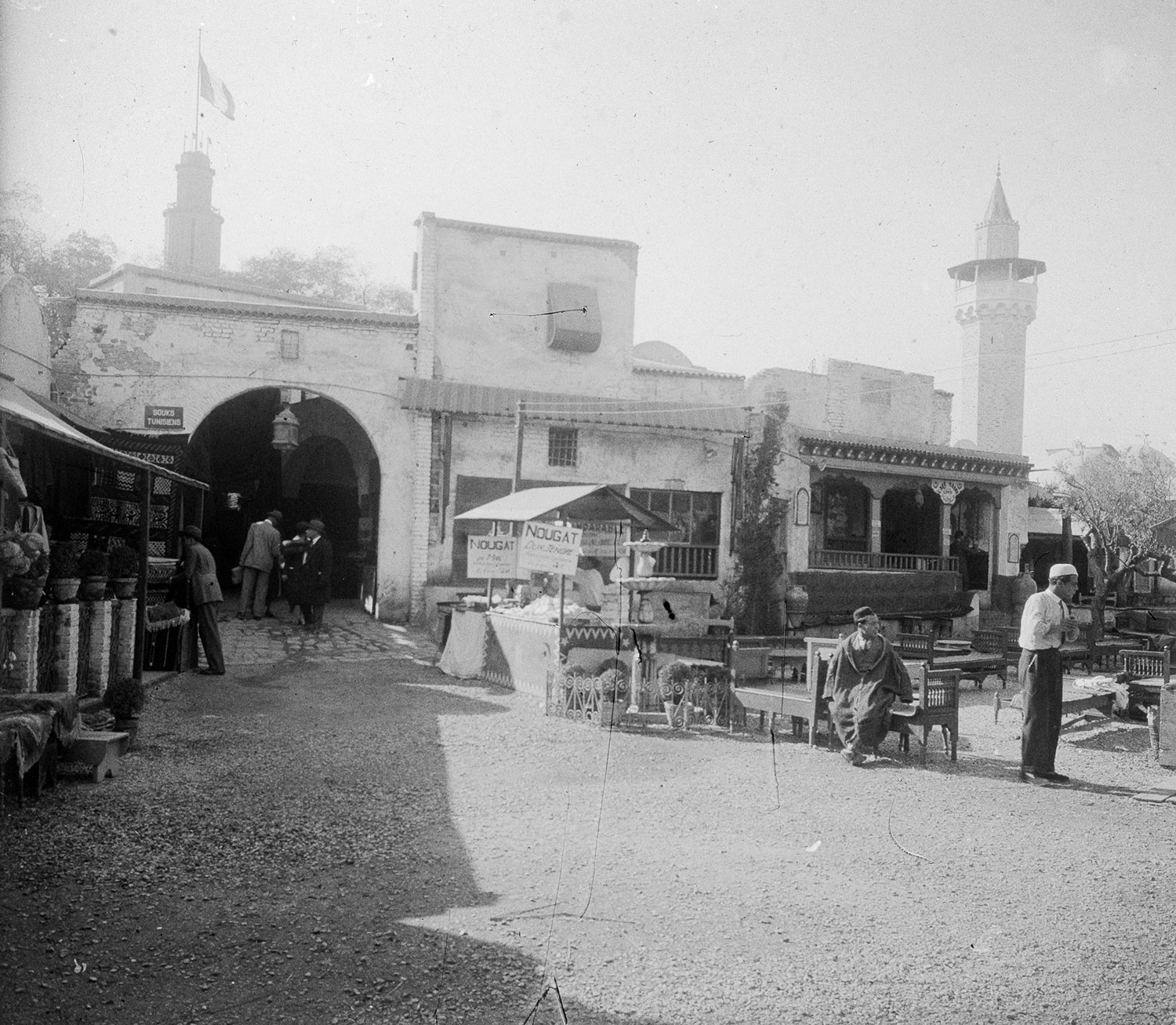 Entrée des souks tunisiens