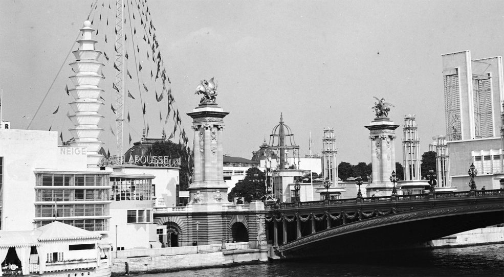 L’Exposition internationale des arts et techniques appliqués à la vie moderne, 1937