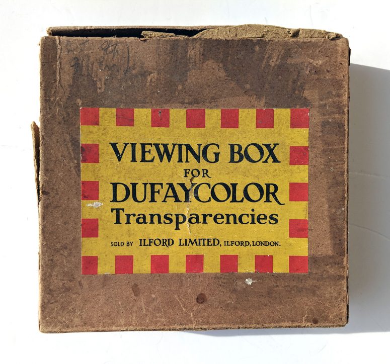 La boite de la visionneuse Dufaycolor